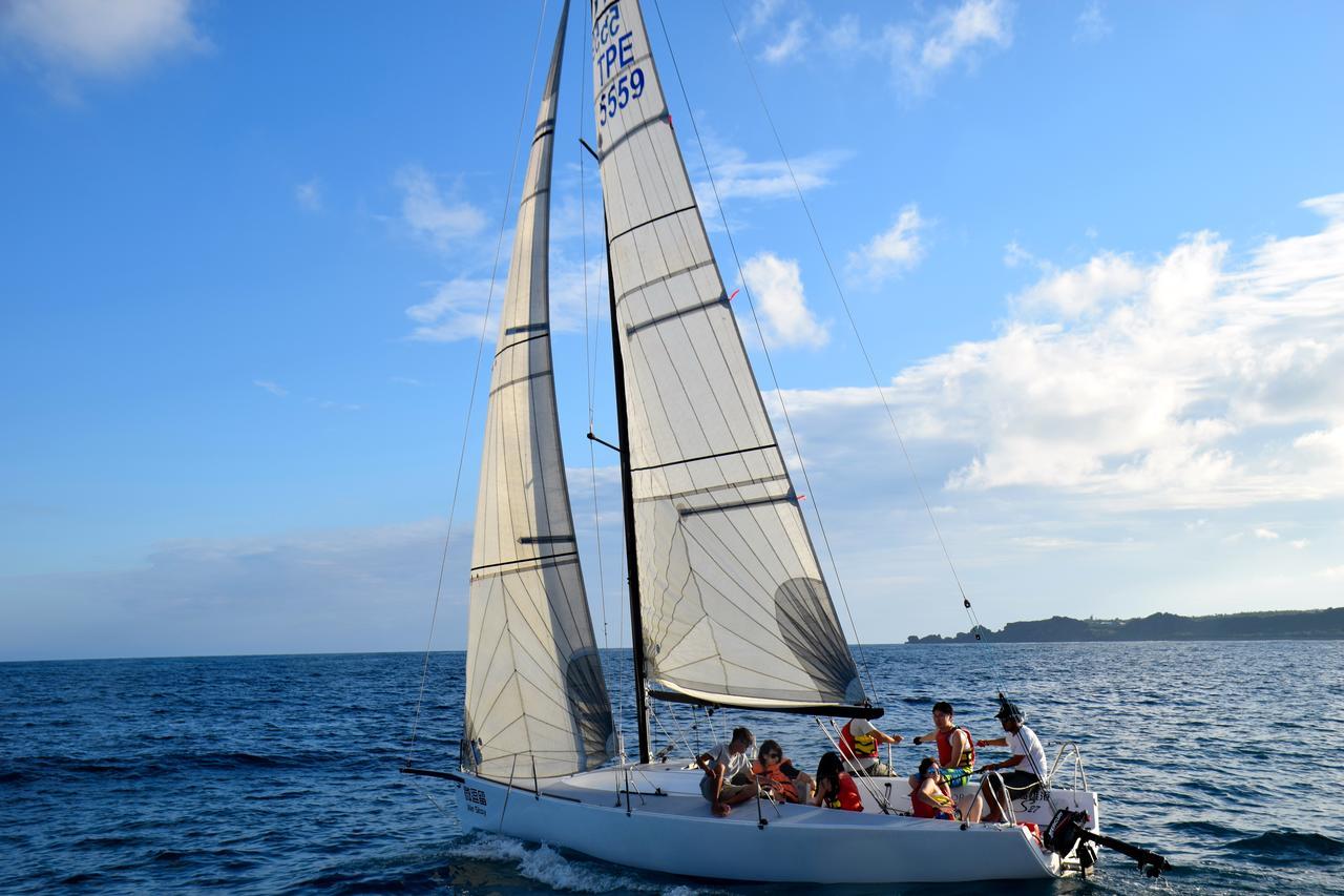 Fun Wind Sailing Hostel Nanwan Exterior photo