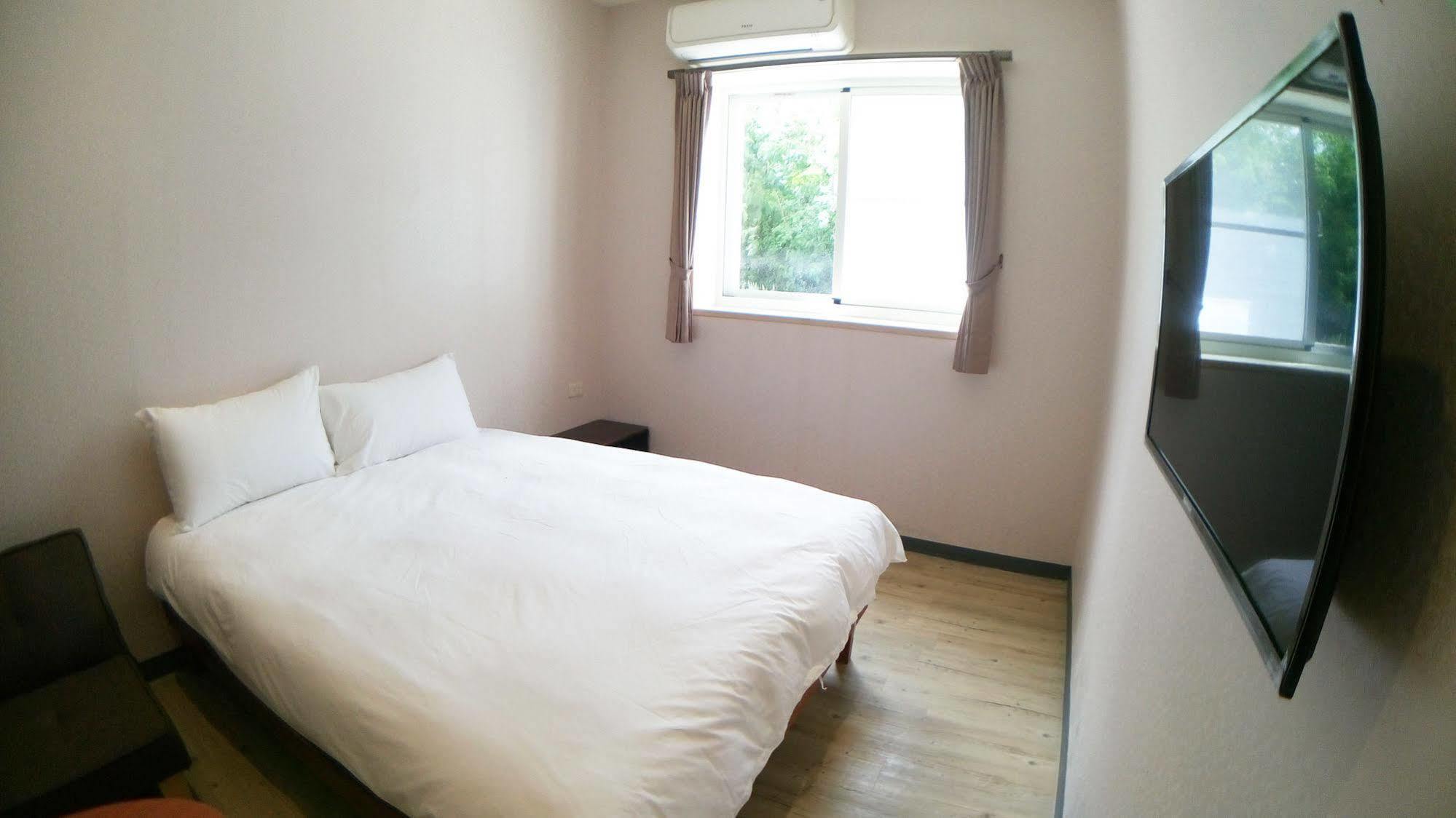 Fun Wind Sailing Hostel Nanwan Exterior photo